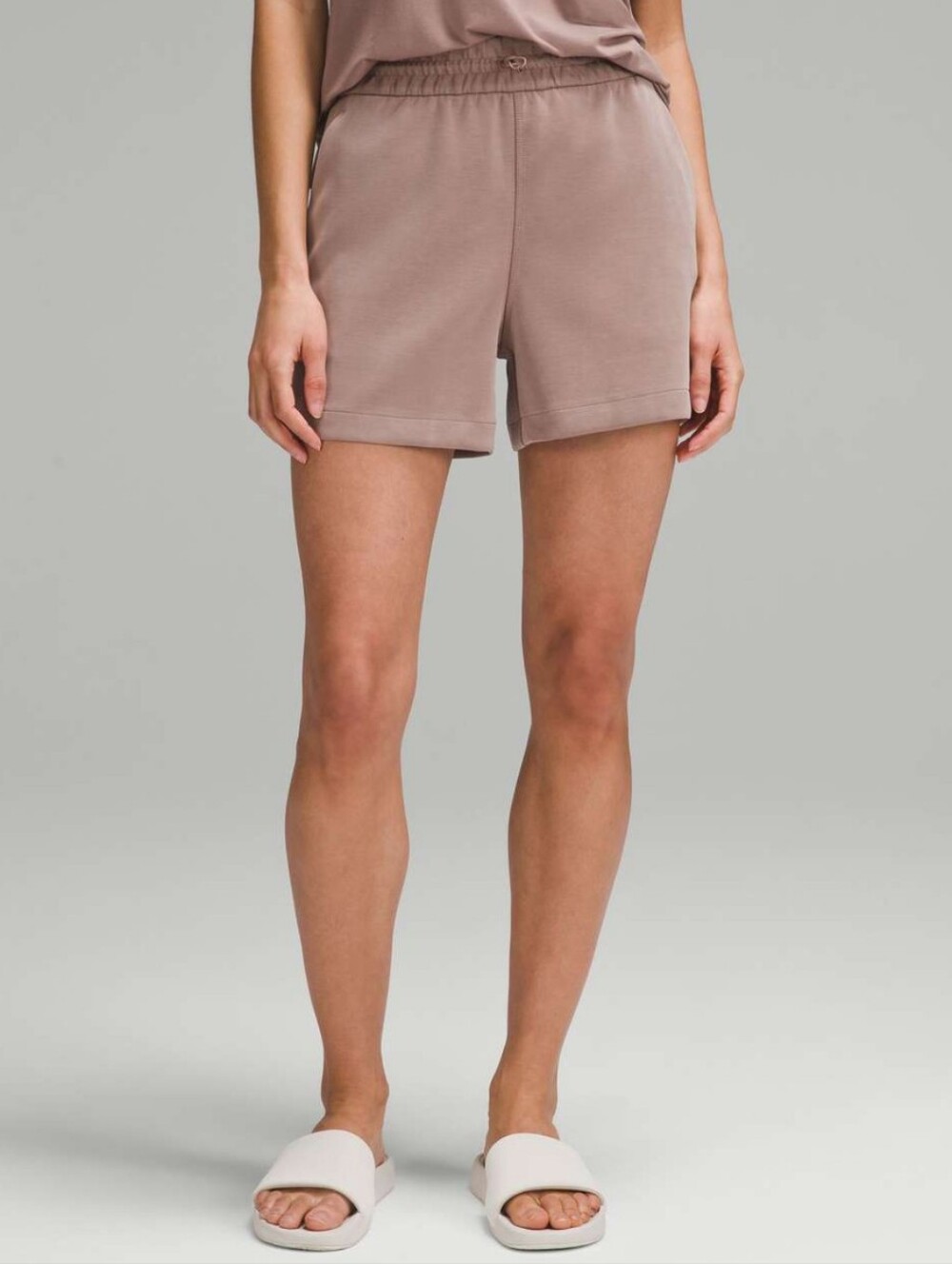 Lululemon Softstreme High-Rise Short 4"